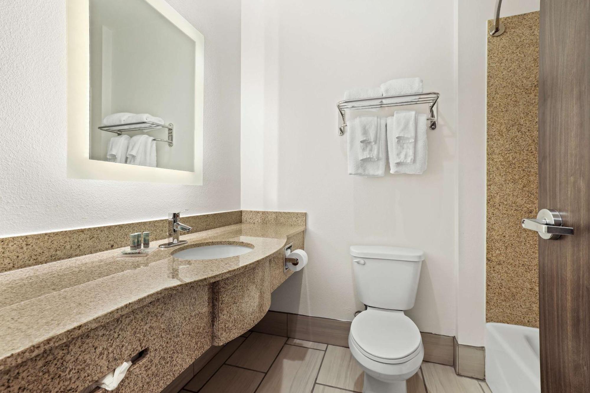 Best Western Iowa - Lake Charles East Zewnętrze zdjęcie